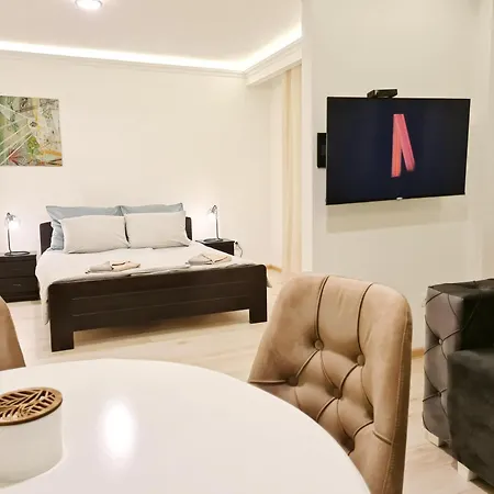 Apartment Modern Renovated *