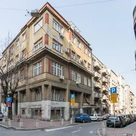 Apartament Modern Renovated *